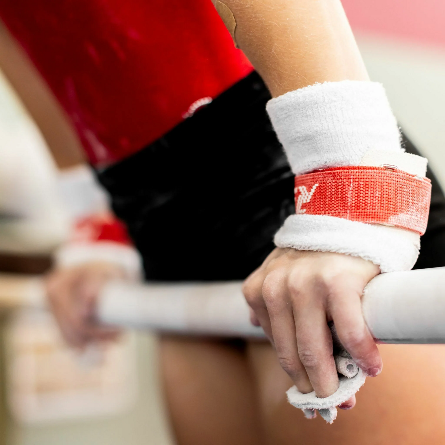 Reisport Women's Uneven Bar Grips- Hook/Loop